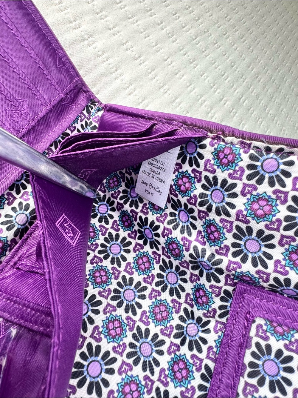 Vera Bradley Lilac Medallion Pattern RFID Trifold Large Wallet with ID Slots - Picture 5 of 8